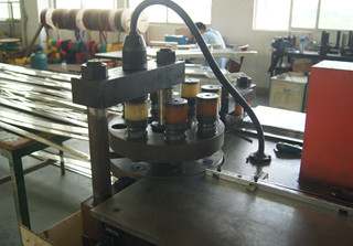 188金宝博圆孔冲模